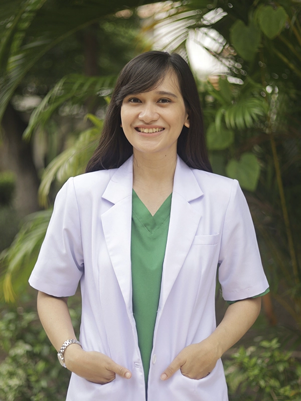 Dra. Sofía Ramírez, especialista en odontopediatría